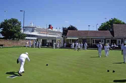 Golf putting bowling green - &,